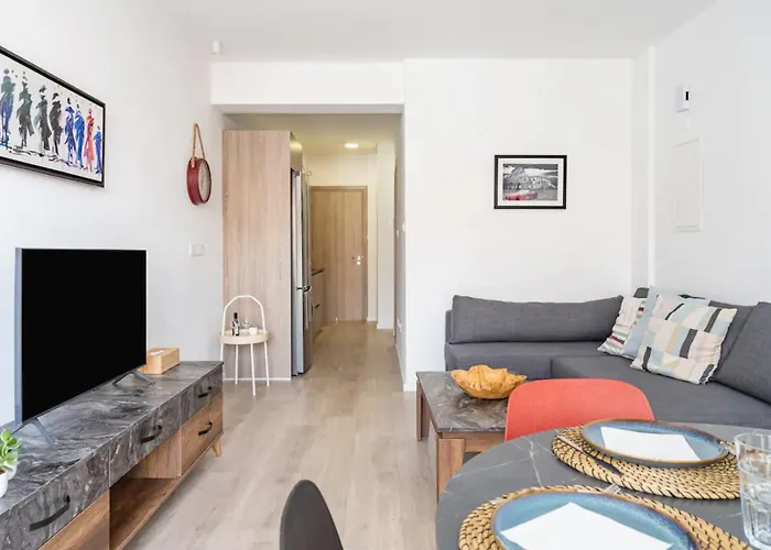 Le Voyageur * Larnaca