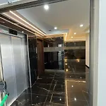Le Voyageur شقة لارنكا